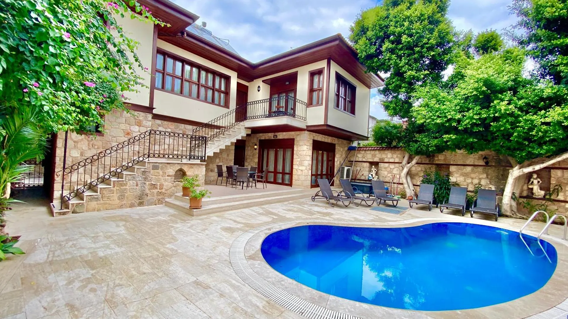 Attalos Villa Antalya